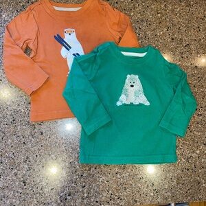 Janie and Jack Green Polar Bear & Orange Ski Bear Long-Sleeve Tees